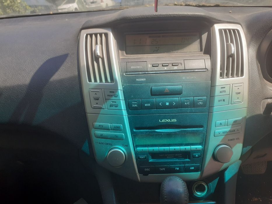 Dezmembrari Lexus Rx300 an 2004 3.0 benzina