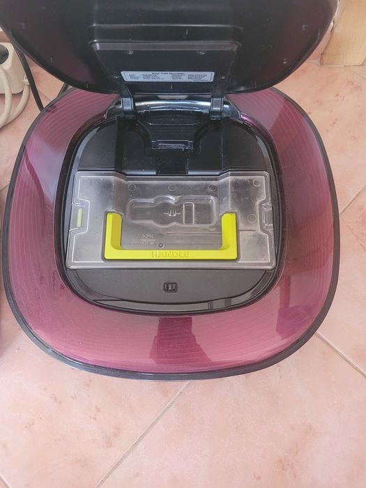 прахосмукачка робот LG