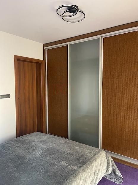 Дава се под наем Тристаен апартамент в Пловдив, Кършияка - 130 кв.м за 740 € - Снимка #4