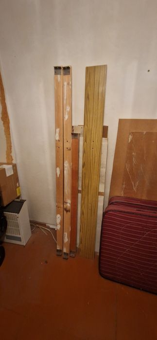 Двуспальная кровать