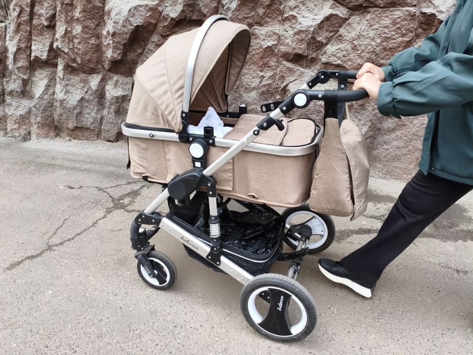 Продам коляску belecoo