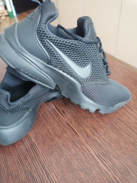 Nike nr 36 noi fara cutie