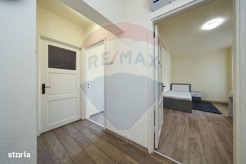 Apartament cu 4 camere de închiriat în zona Centrul Civic