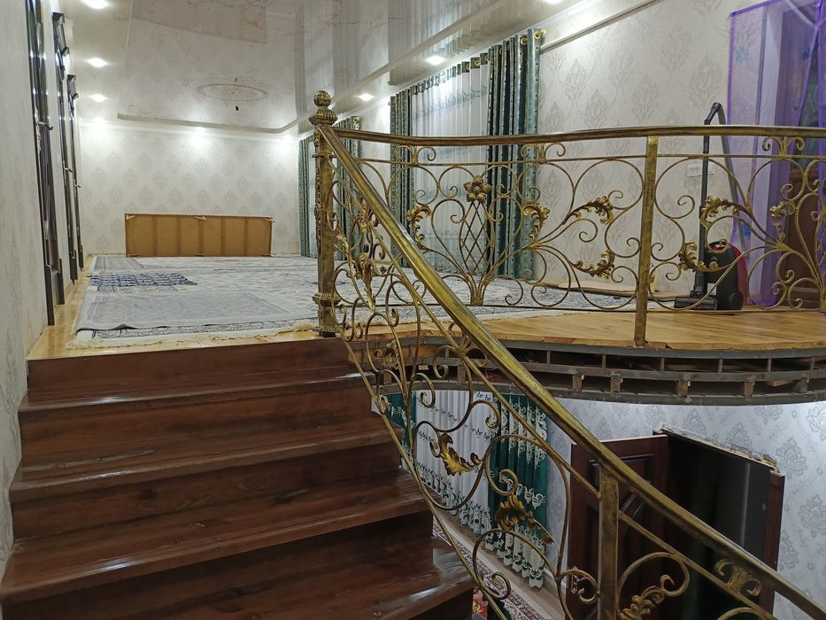 Жай сатилади 2 этаж