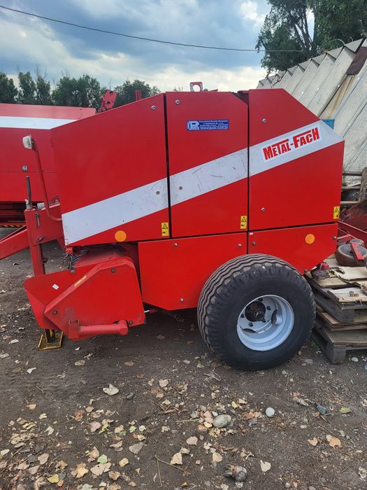 Пресс подборщик Metal fach Z562