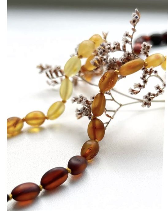 Янтарные бусы для малышей