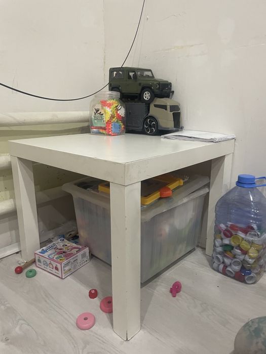 Продам столик Икея 3 тыс