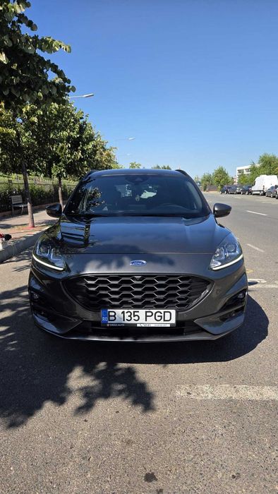 FORD Kuga 2022 — imagine 5