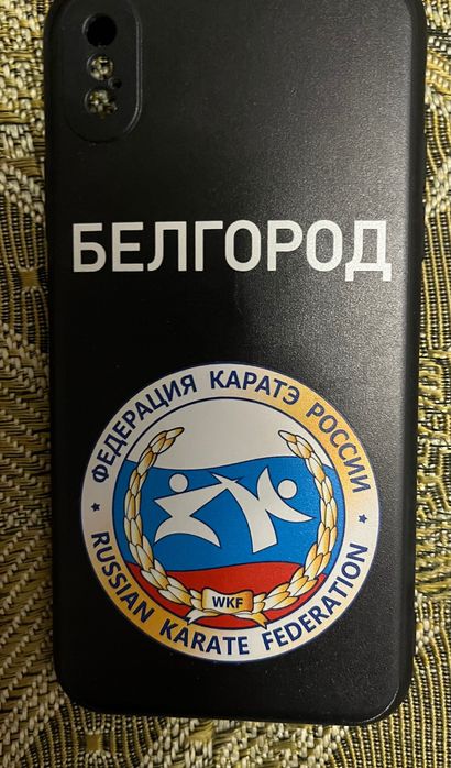 Продаются чехлы на айфоны X и XS и на  андроид 25 000 за все!