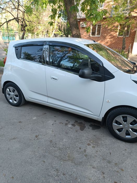 Спарк   сотилади автомат 2 евро