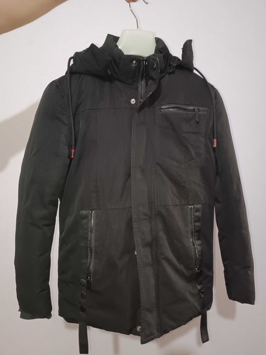 Ichi mex kurtka. Yangi 1-2marta kiyilgan!!! Razmeri 40.