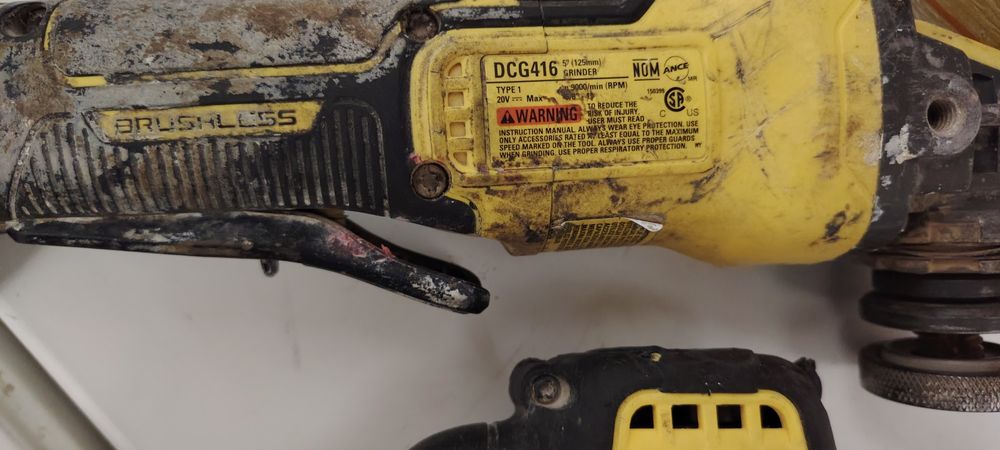 Инструменты Dewalt