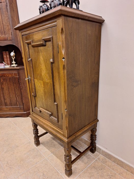 Винтидж шкаф дъб масив