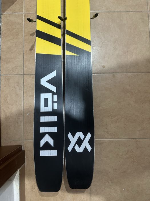 Ски vökl revolt 114 191cm