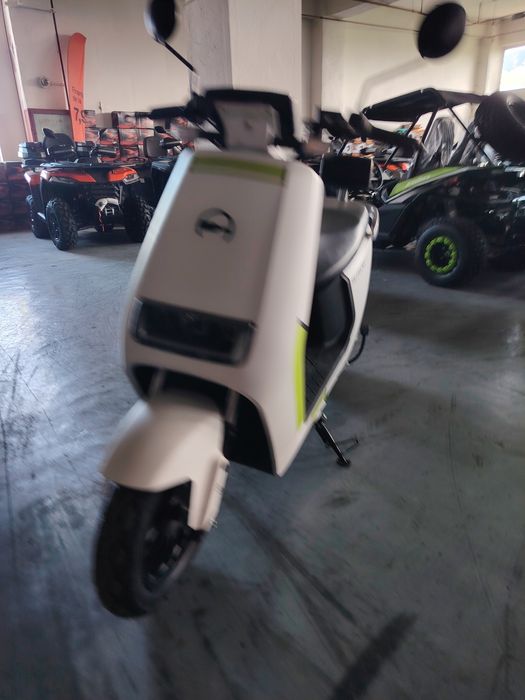 Scuter Electric ALFARAD AT1 3000W 72V – 2 Locuri
