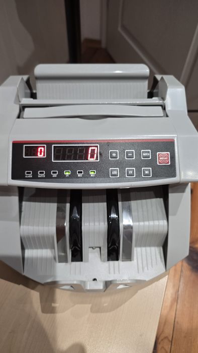 Машина за броене на пари Bill Counter 2108