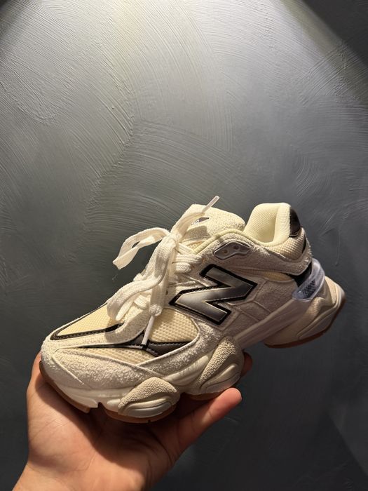 New Balance 9060 различни цветове