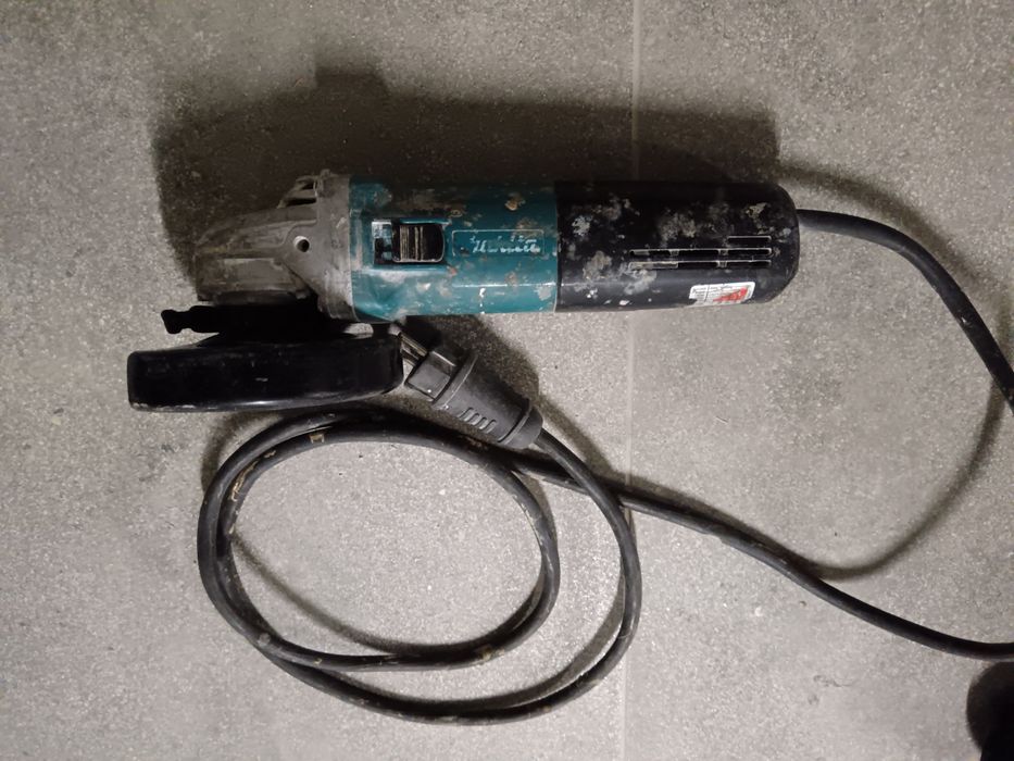 Продам болгарка отличный состояние