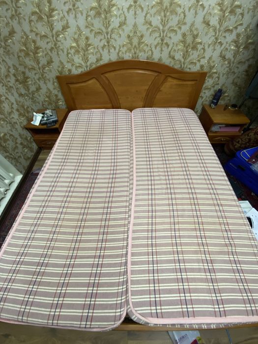 Спальный гарнитур б/у