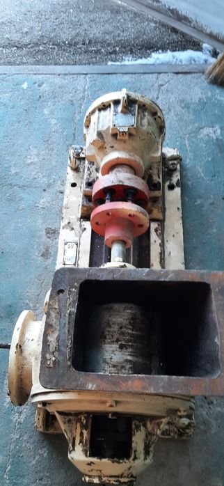 Продам насос  нагнетать теста