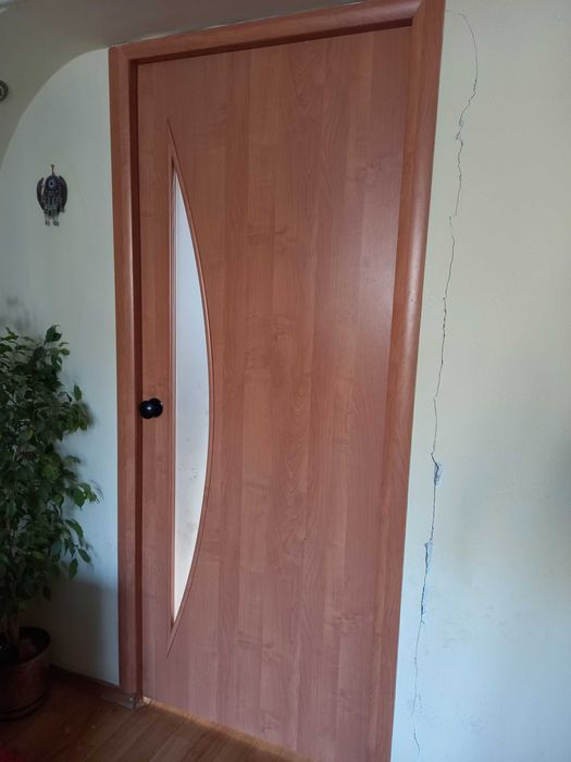 Дверь в хорошим состояние