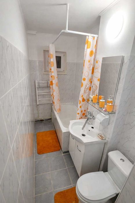 PF inchiriez ap 2 C semidecomandat - Alexandru