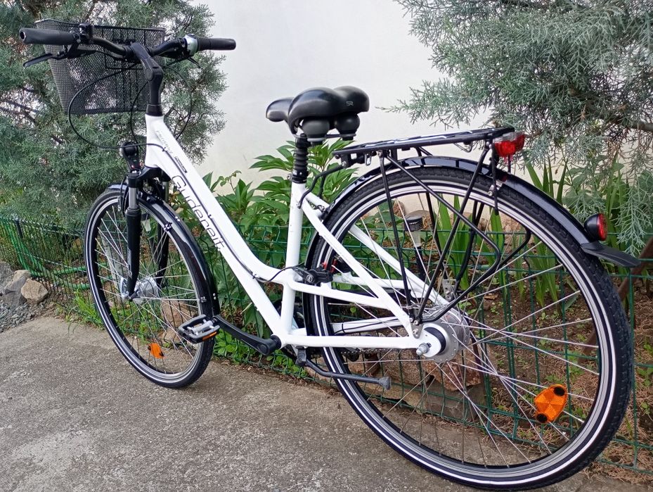 Vând bicicletă damă GUDEREIT,frâne lichid Măgura,8 vit Nexus
