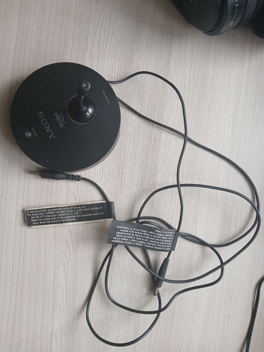 Продам SONY наушники оригинал