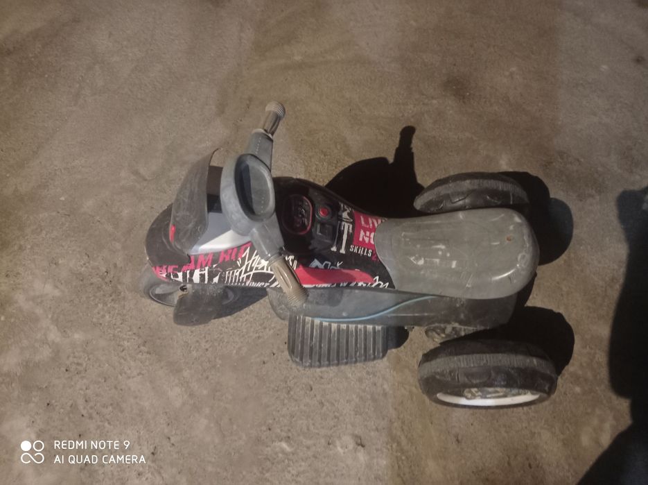 Продам машинку 4000