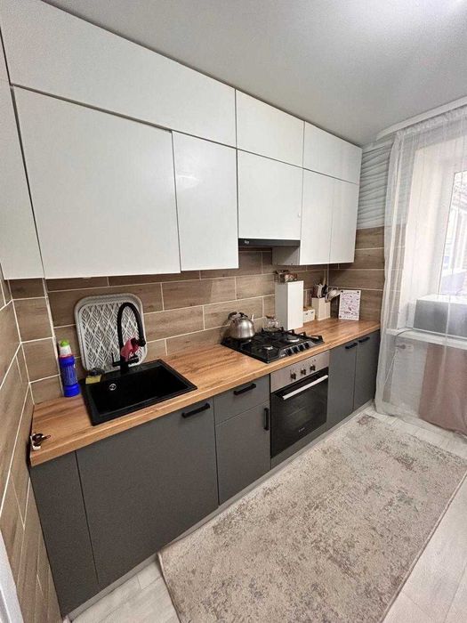 Продается 3 ком квртира район Тюленина