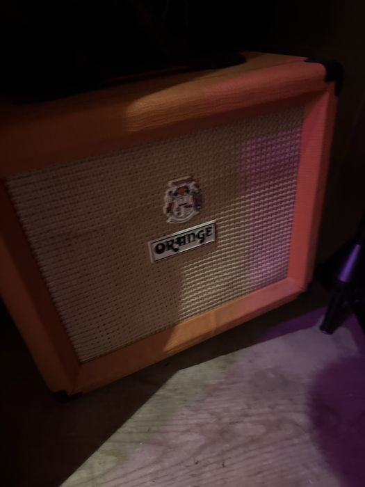 Продаю комбик orange