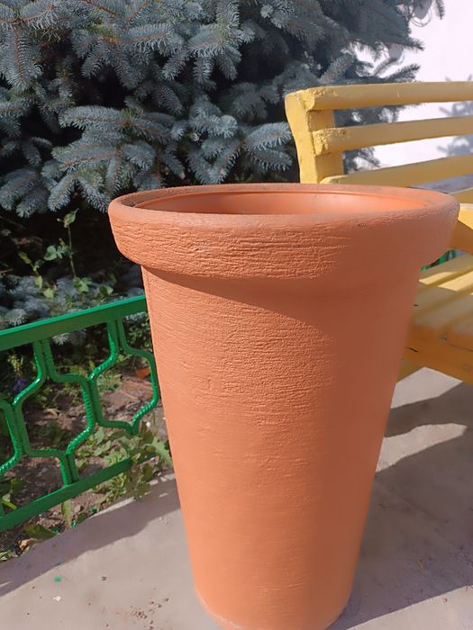 Цветочный горшок