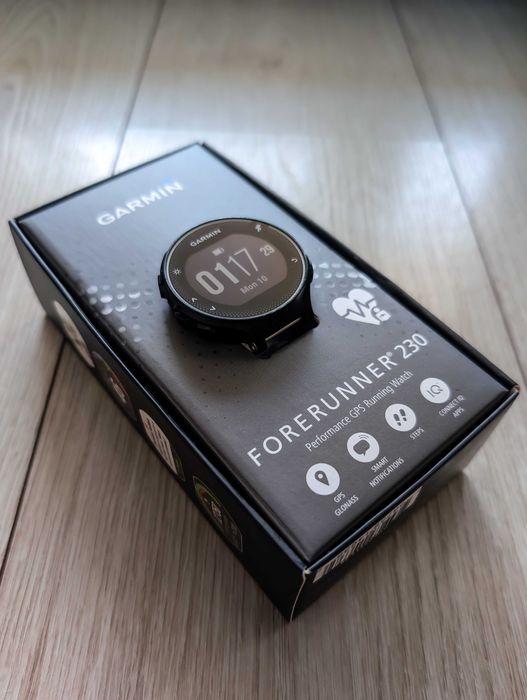 Garmin Forerunner 230 (fără curea)