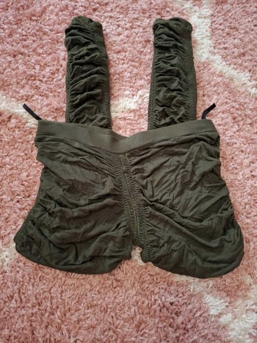 Еластичен    Клин