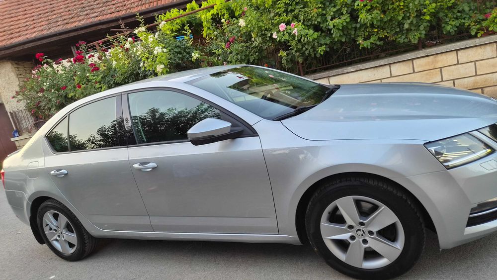 Skoda Octavia 1.8 първи собственик