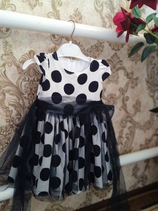 Продам платья на девочку