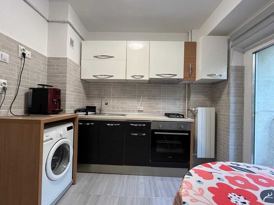 Proprietar, închiriez garsonieră, bd. Burebista, 42mp