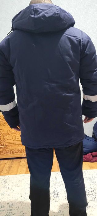 Куртки зимние новые