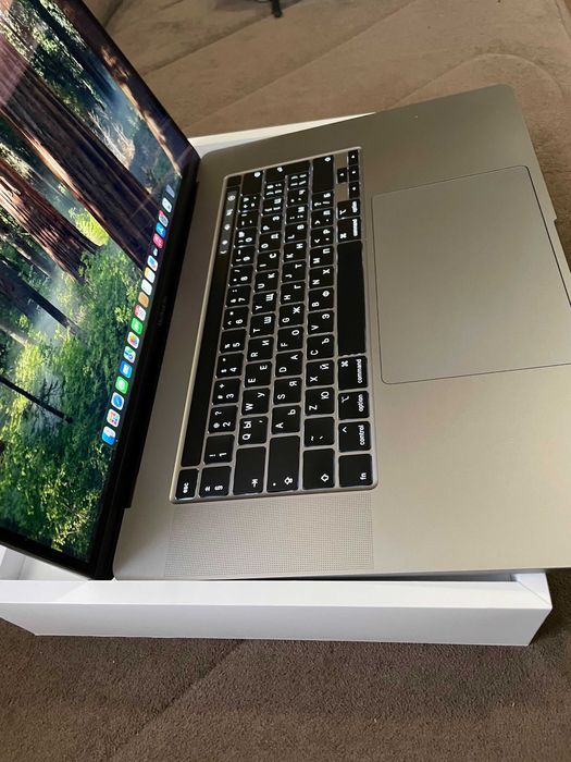 16" Core i7 MacBook Pro A2141 (2019) Space Gray-i7/16GB RAM/512GB SSD