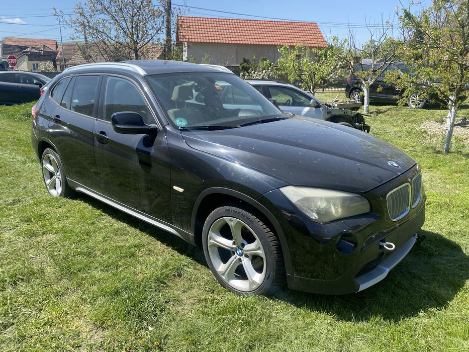 Bmw x1 / x-drive/ automat/piele/navi/ avariat