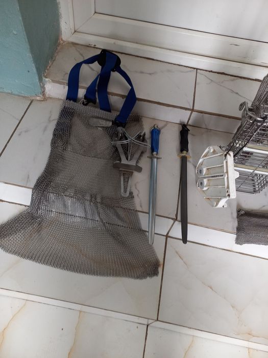 Vând tot ce se vede în poza