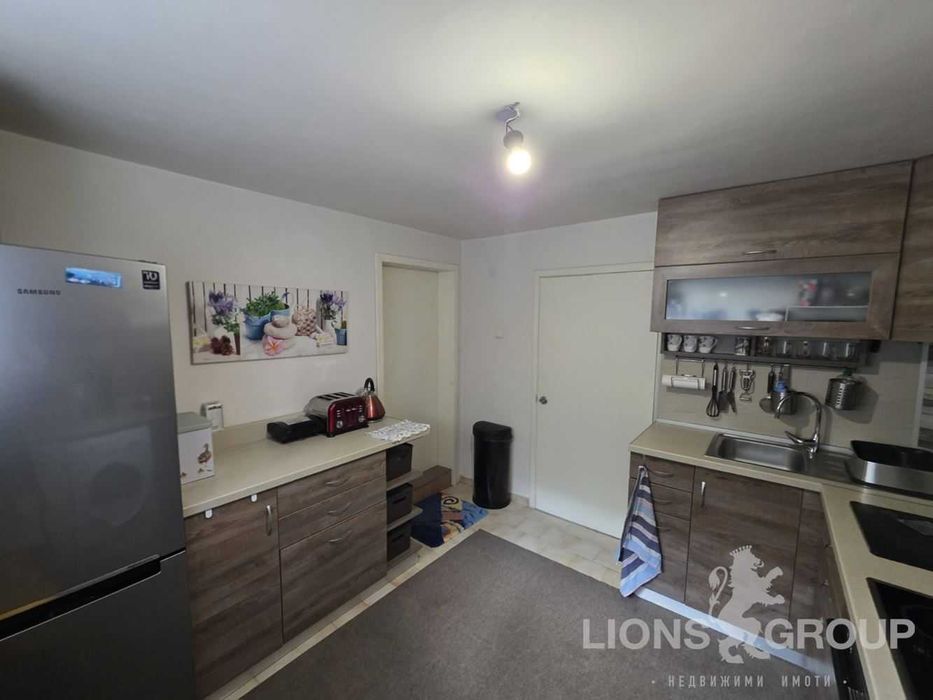 Продава се Къща в Варна, Изгрев - 261 кв.м за 3828 €/кв.м - Снимка #20