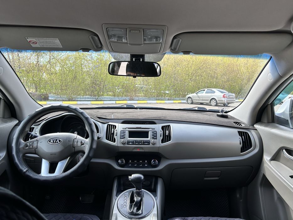 Автомобиль Kia sportage