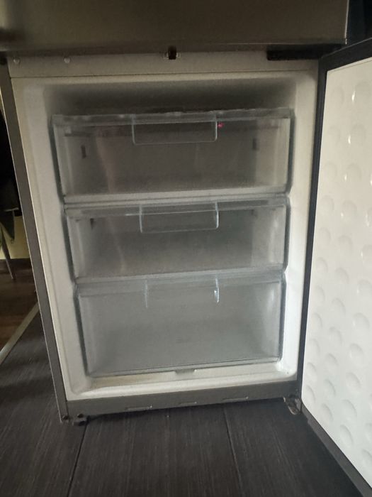 Хладилник Bosch (използван)