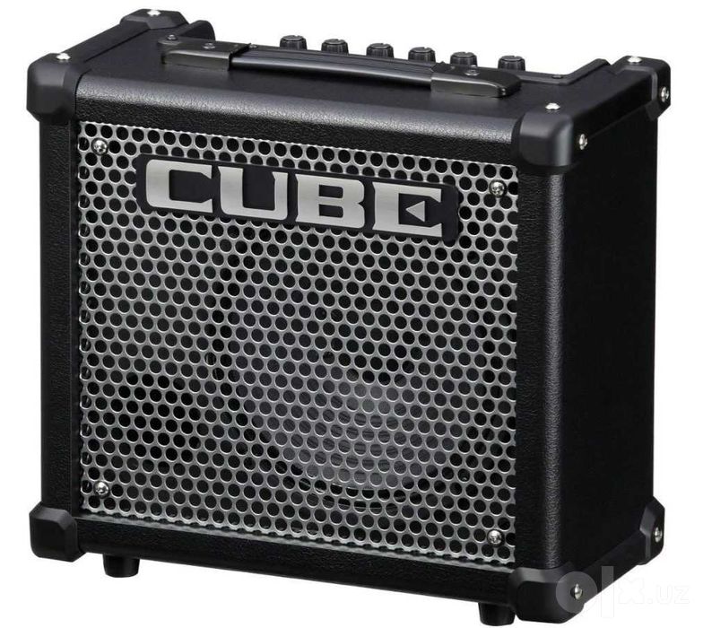 Roland CUBE-10GX Комбоусилитель, 8'', 10Вт