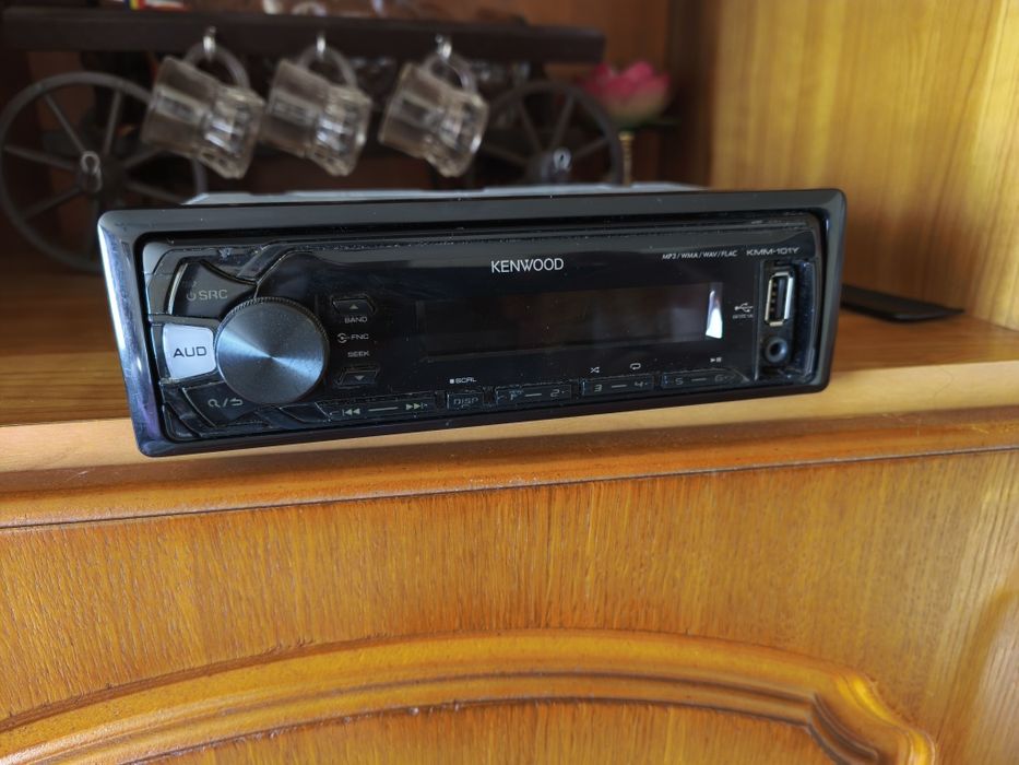 Casetofon Kenwood KMM-101Y