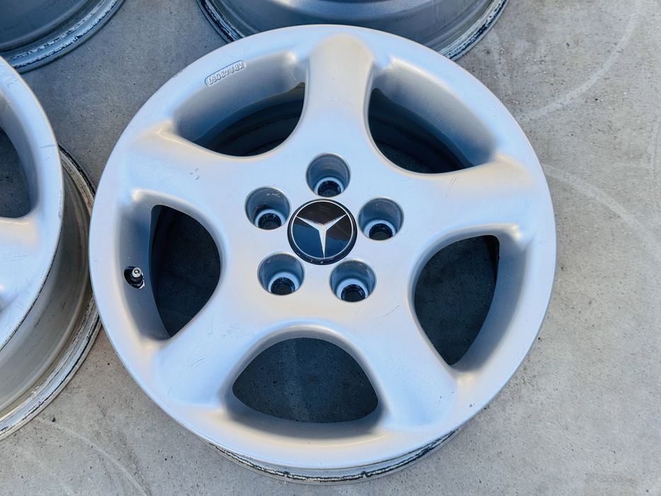 4бр ал Mercedes A/C/B/ класа 15цола
