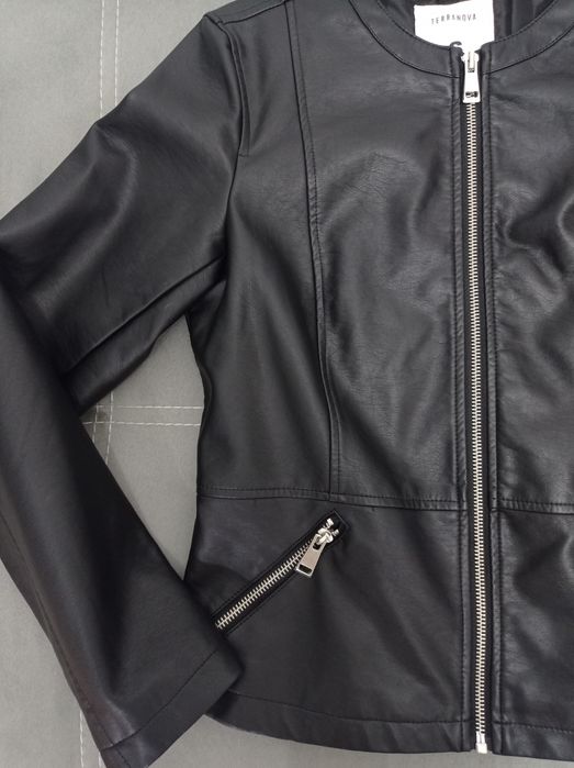 Дамско кожено яке