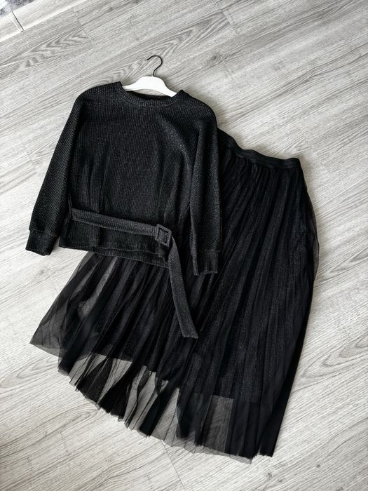 Продам костюм женский