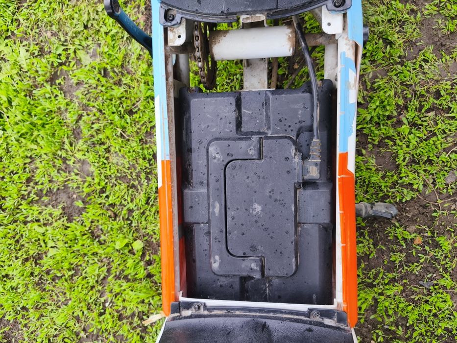 Продам электро скутер t-rex